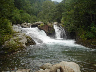滑滝[image/jpeg:150kB]